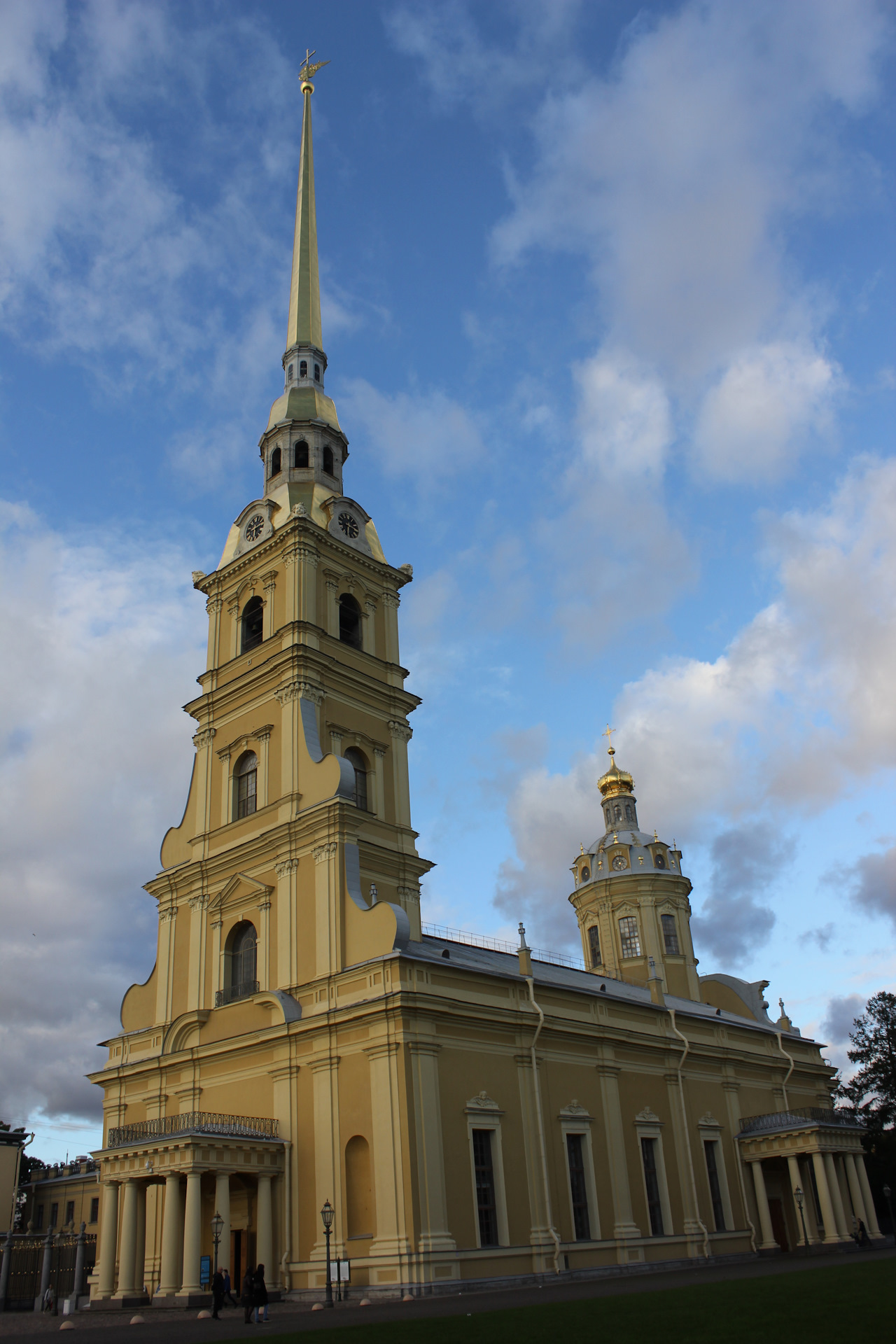 шпиль петропавловского собора