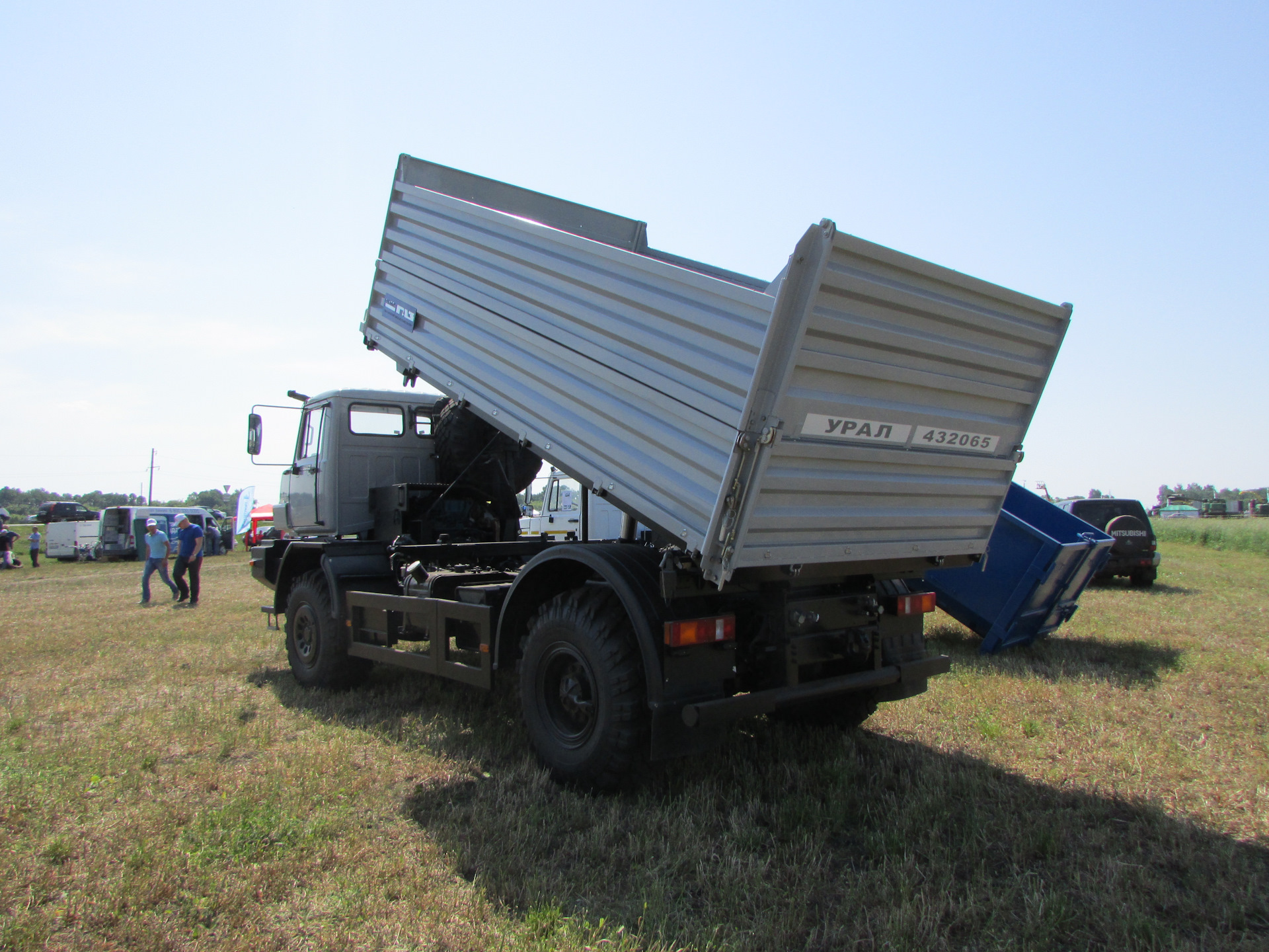 Урал 432065 сельхозник нового образца