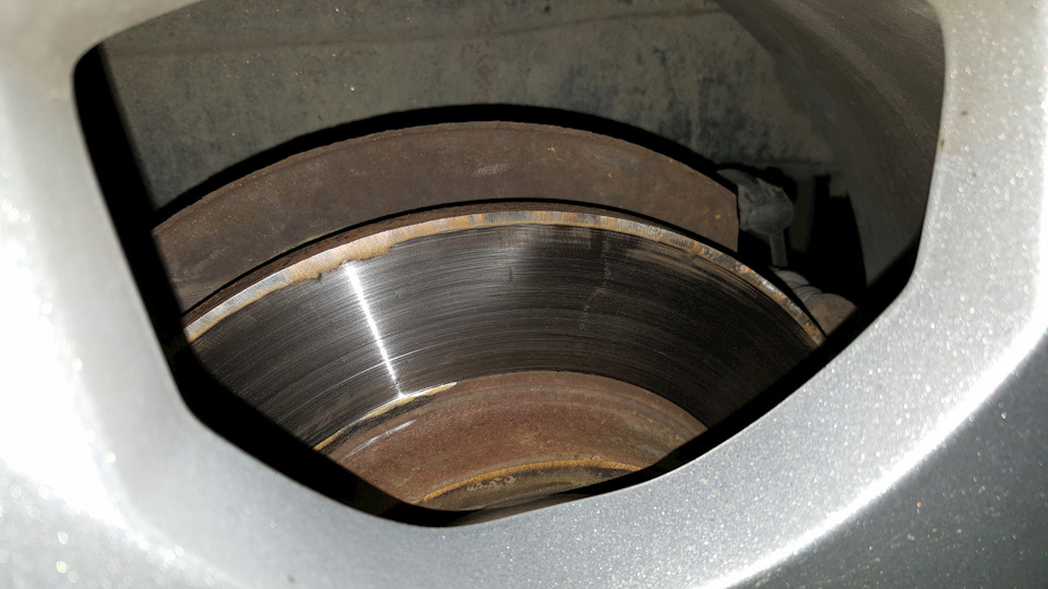 Фаска на тормозных дисках — Citroen C4 Picasso (1G), 1,6 л, 2011 года ...