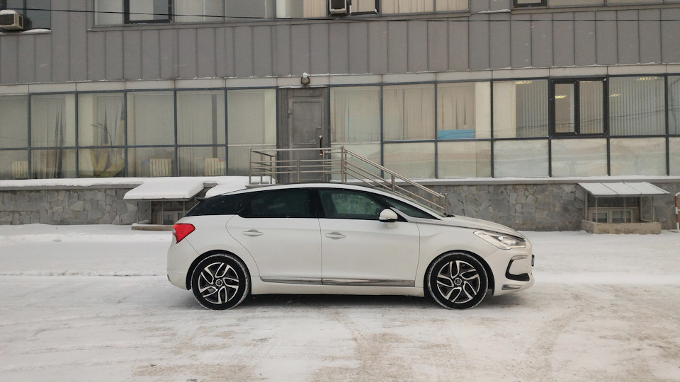 Фото в бортжурнале Citroen DS5