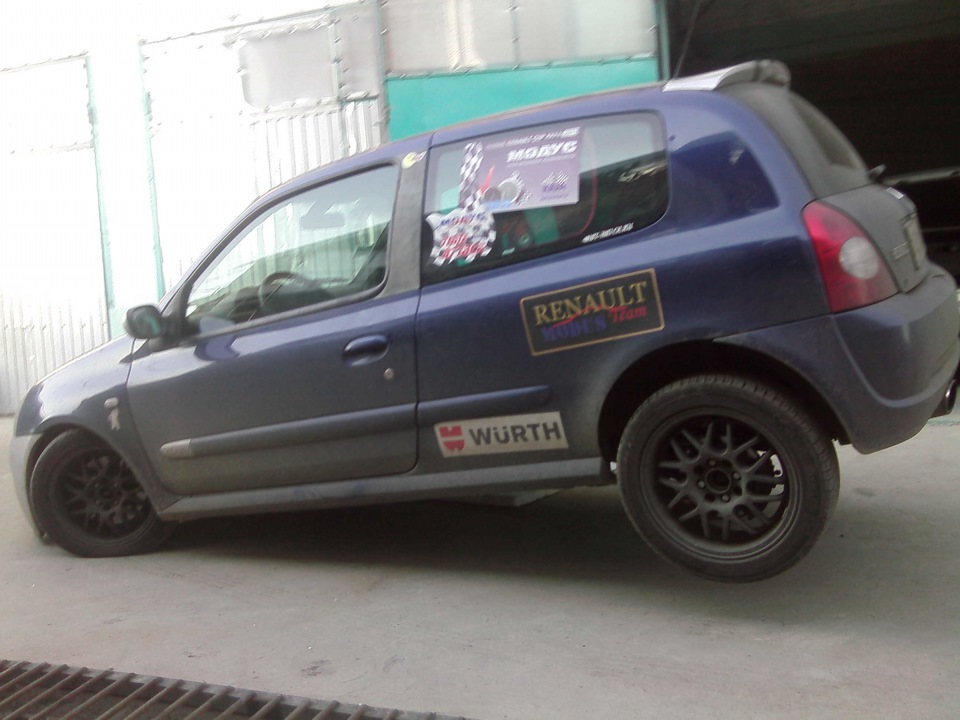 Упс! Ай дид ит эгэйнъ! — Renault Clio II Sport, 2 л, 2005 года ...