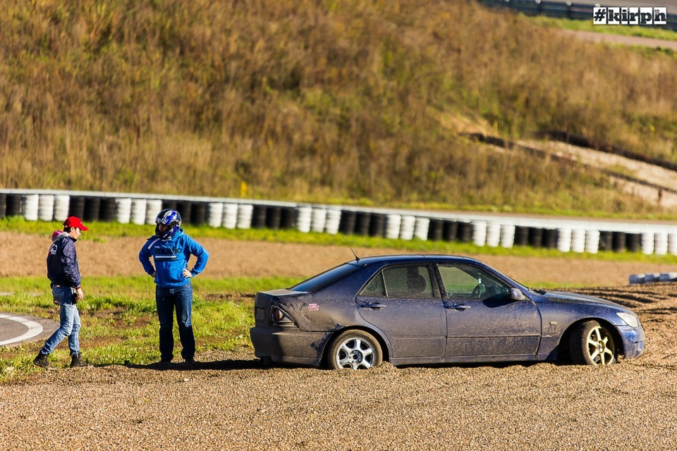 Раздали угла под конец сезона — Nissan Silvia (S15), 3 л, 1999 года ...