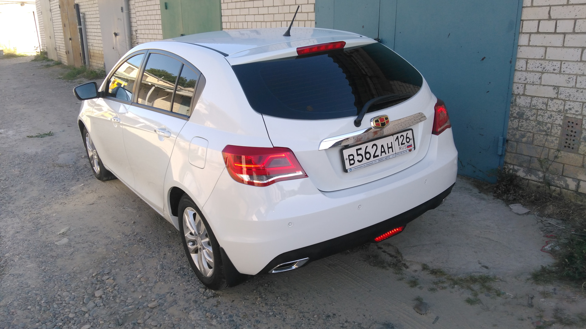 Geely Emgrand 7 1.8 бензиновый 2015 | 1.8 RV на DRIVE2