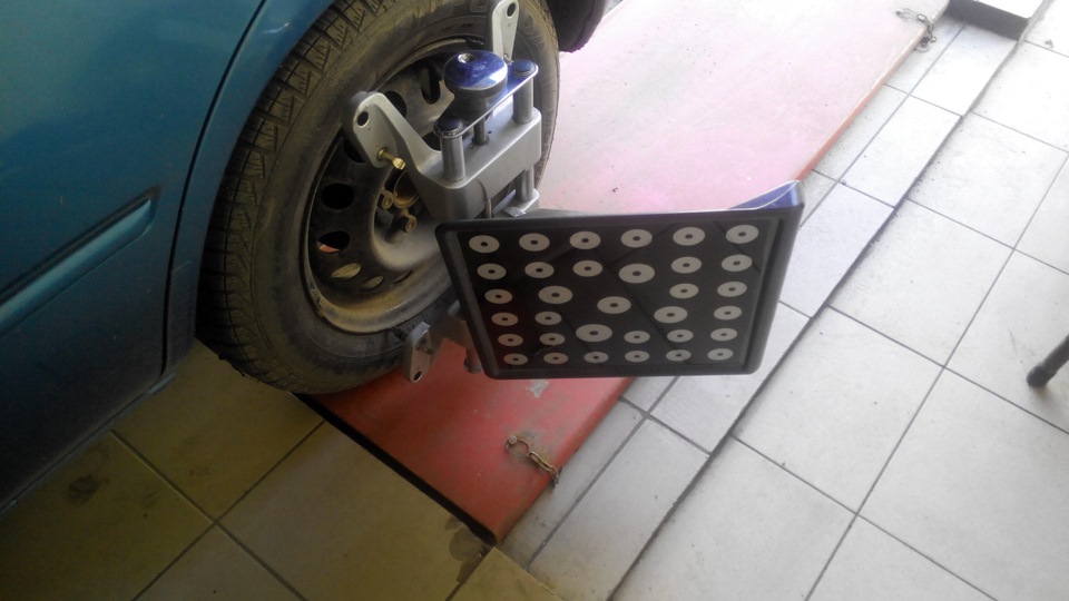 развал' схождение — Toyota Corolla (100), 1,3 л, 1995 года | визит на ...