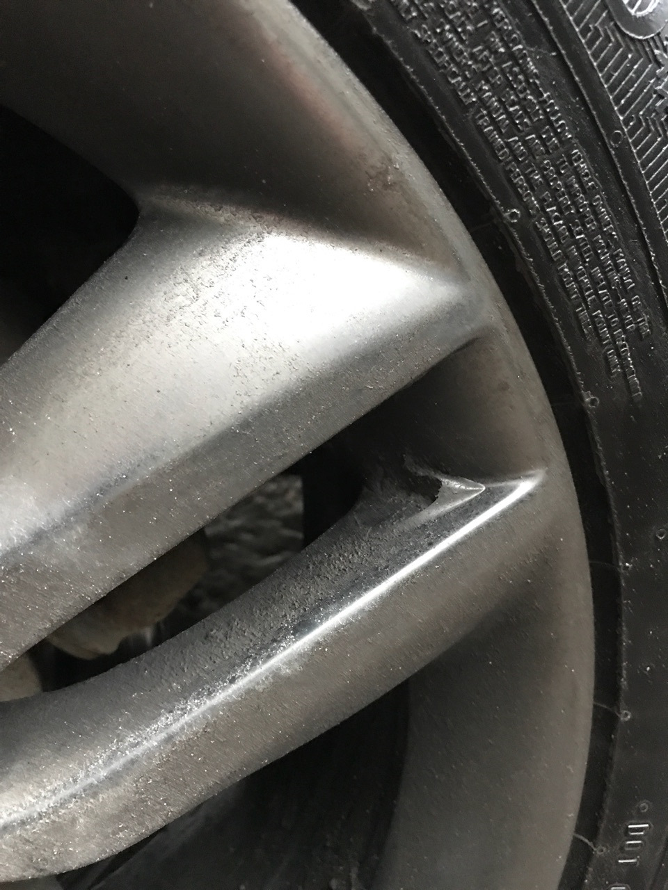 Опять облезли диски на Санта. — Hyundai Santa Fe (3G), 2,2 л, 2013 года ...