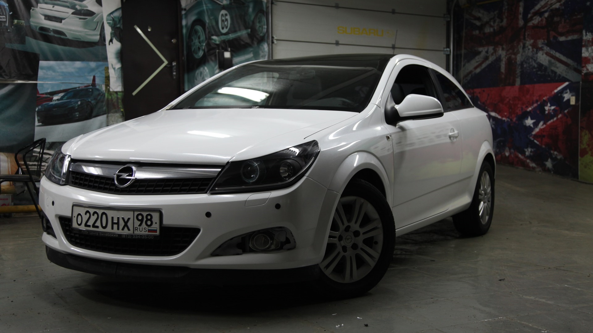 Opel Astra H GTC 1.8 бензиновый 2010 | Белый ксералик на DRIVE2