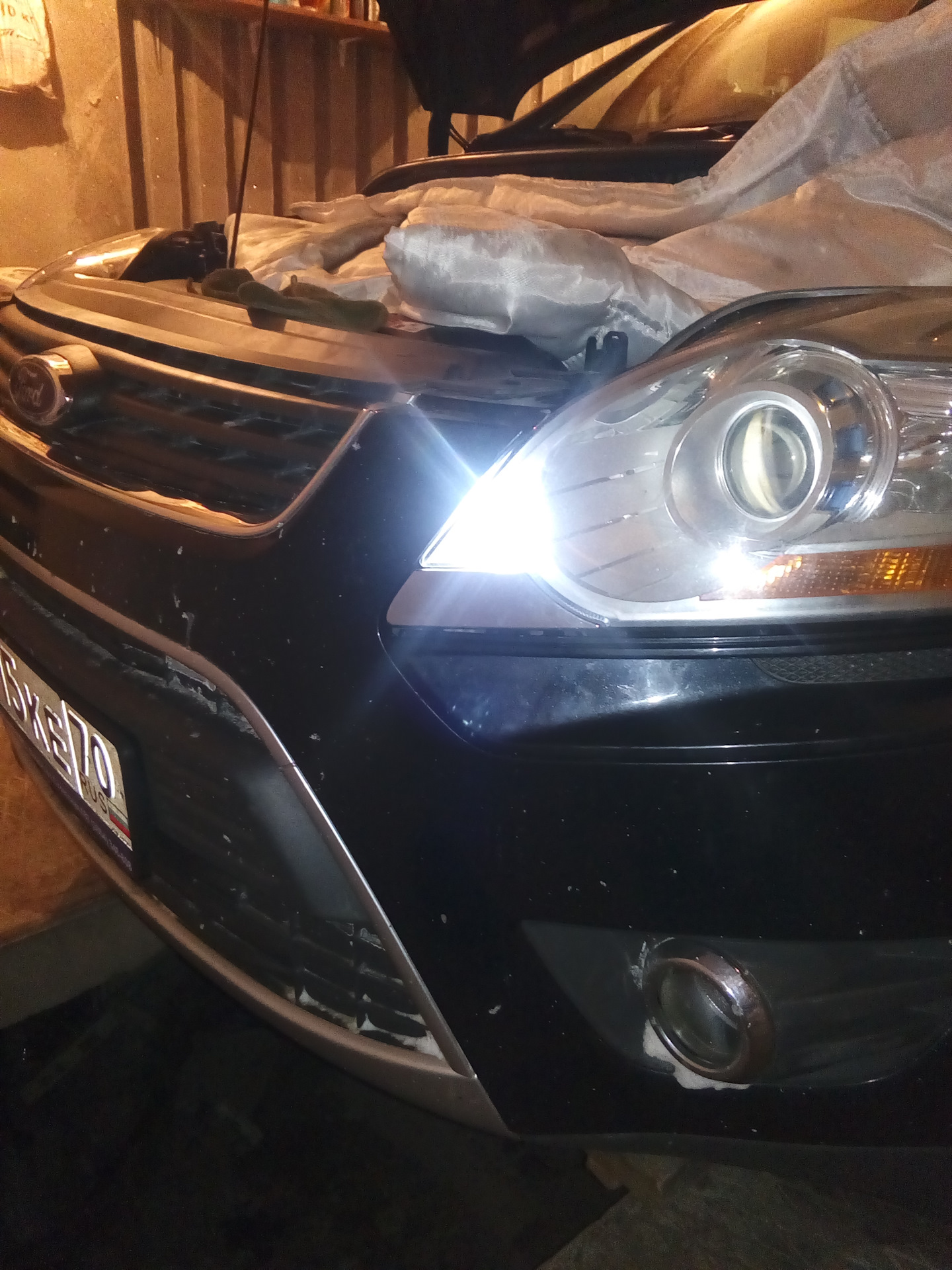 Замена габаритов — Ford Kuga (1G), 2 л, 2011 года | тюнинг | DRIVE2