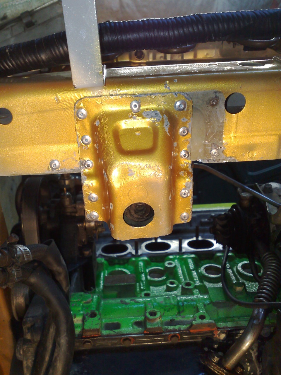 Радиатор часть 2 + 3х портовый соленоид MAC — Mitsubishi Carisma, 2 л ...