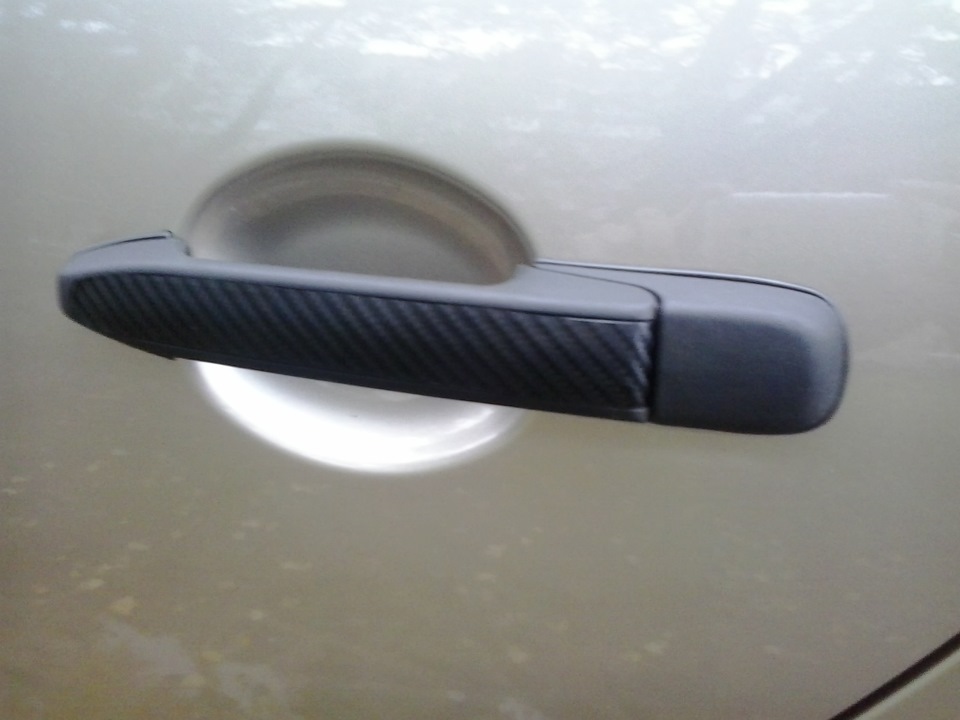 Дверные ручки в карбон. — LADA Гранта, 1,6 л., 2013 года | стайлинг ...