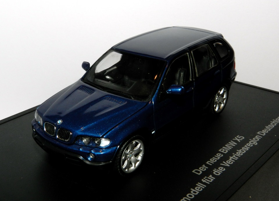 Моделька машины bmw x5. Смотреть фото Моделька машины bmw x5. Смотреть картинку Моделька машины bmw x5. Картинка про Моделька машины bmw x5. Фото Моделька машины bmw x5