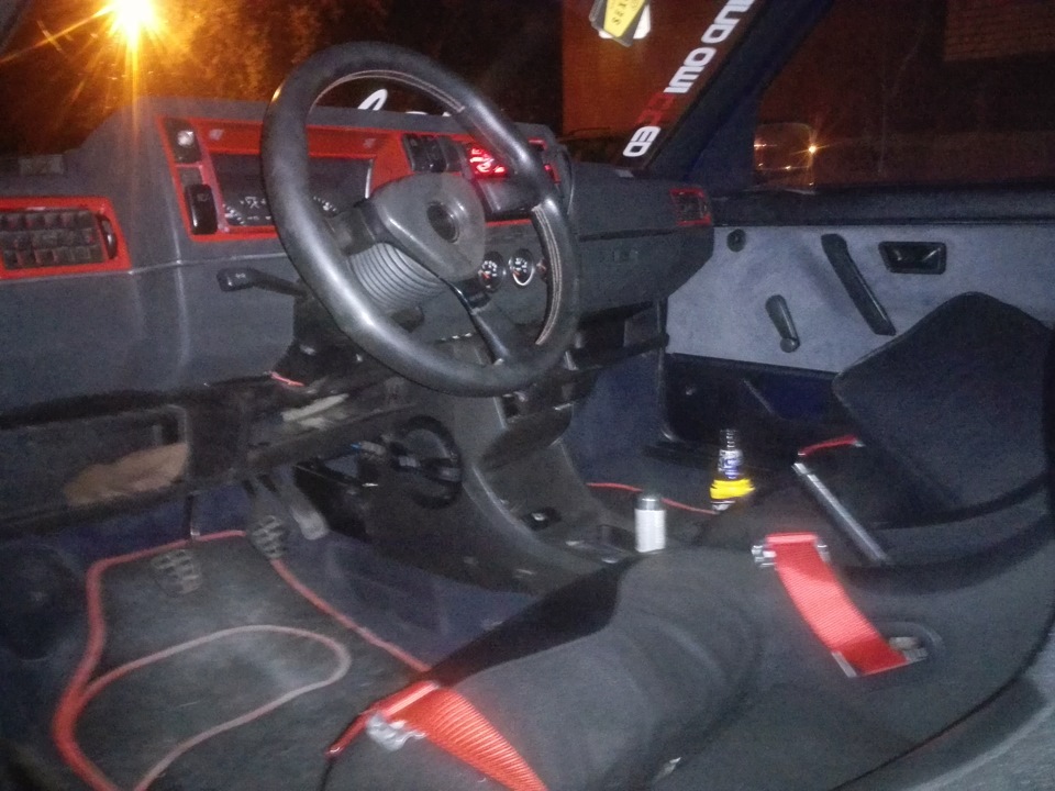 перетяжка торпеды — Volkswagen Golf Mk2, 1,8 л, 1989 года | своими ...