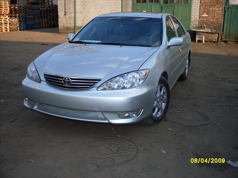 Bumper repair and painting - Toyota Camry 30L 2004