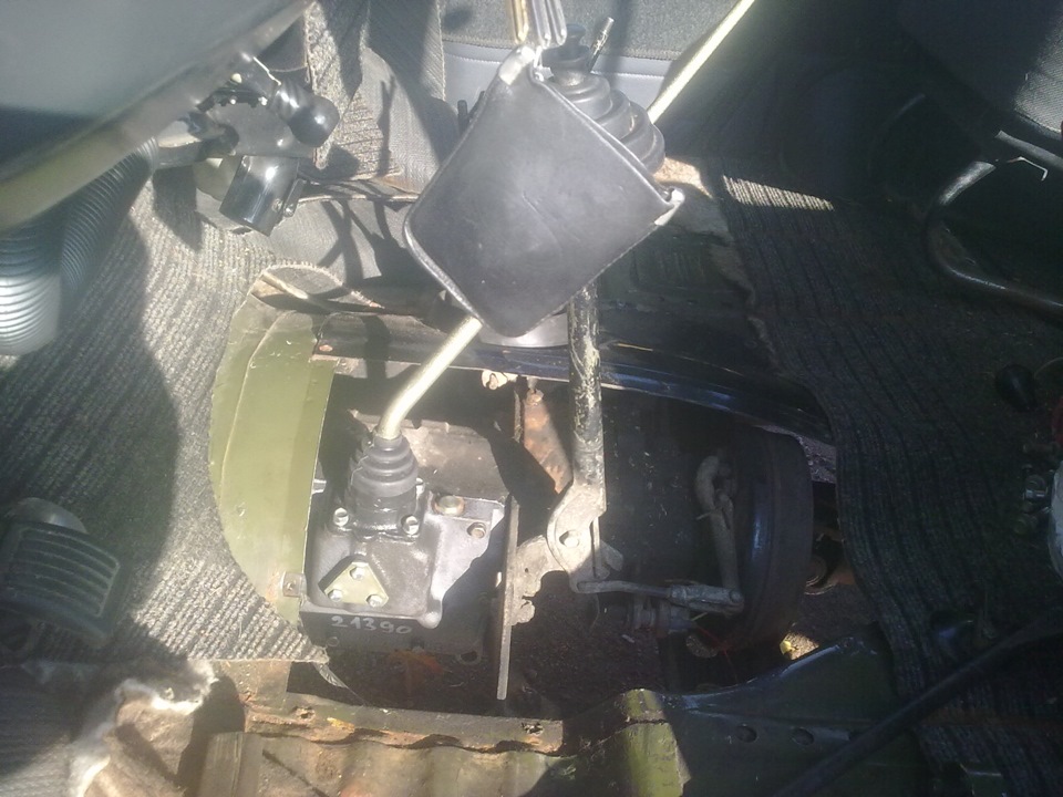 Заклинило рычаг переключения кпп. — УАЗ 3151, 2,4 л, 1996 года ...