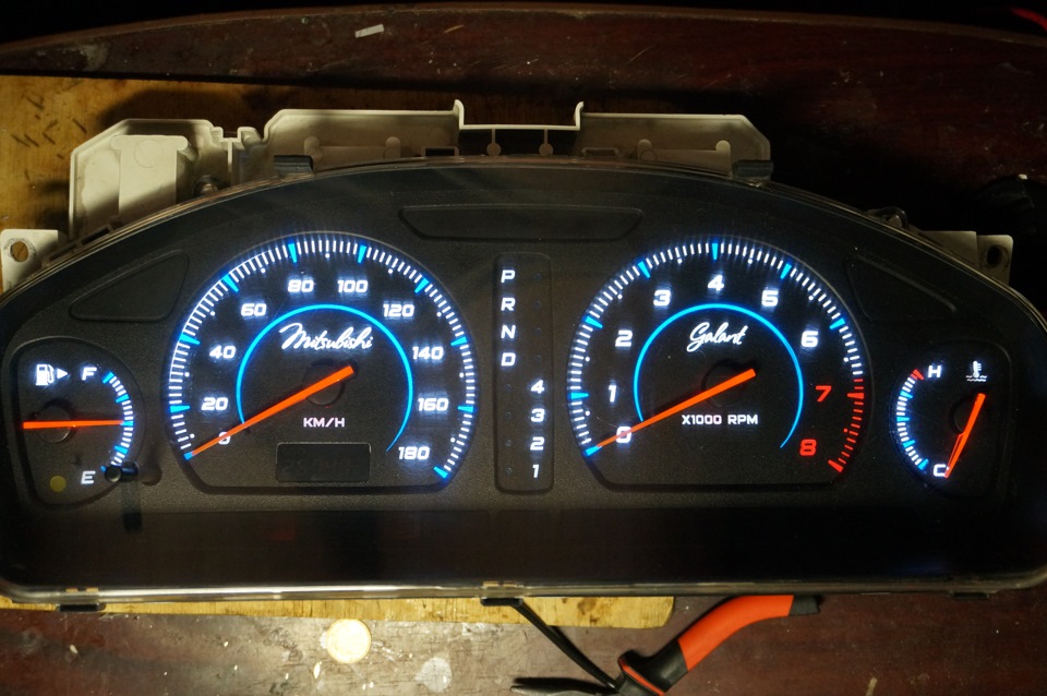 Relight the instrument panel and climate Mitsubishi Galant