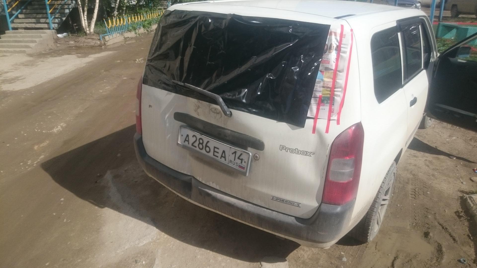 toyota probox 2002 год задняя дверь toyota probox 2002 год задняя дверь