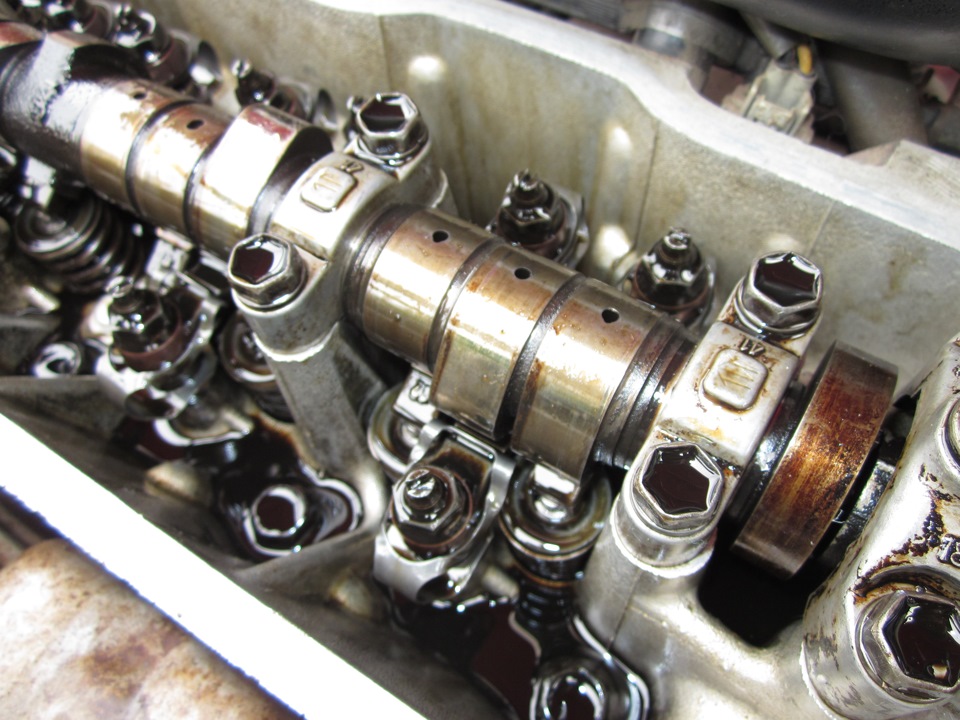 Вскрытие клапанной крышки. — Toyota Corolla (90), 1,3 л, 1989 года ...