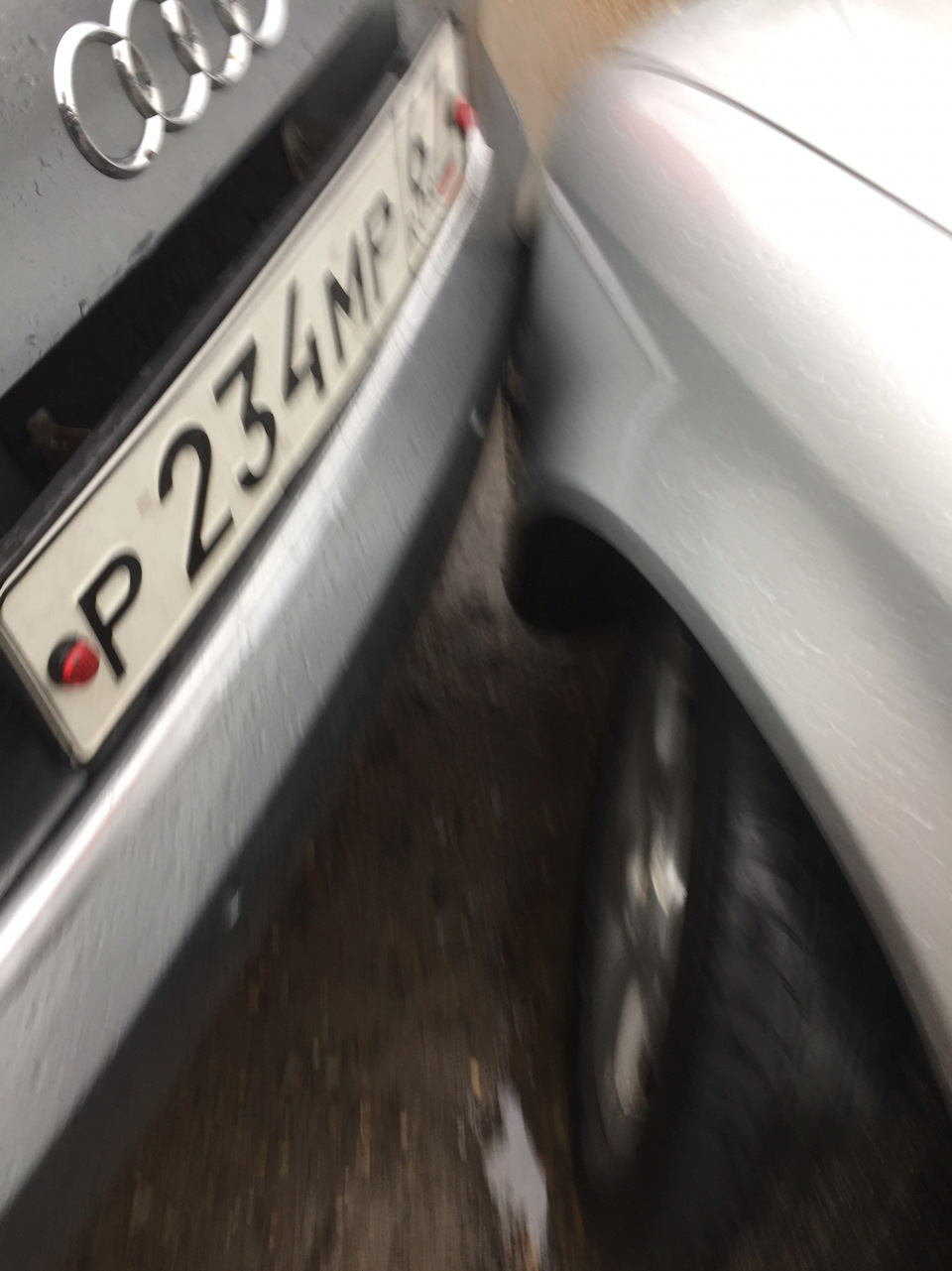 Маленькие неприятности. — Audi A4 (B7), 2 л, 2006 года | ДТП | DRIVE2