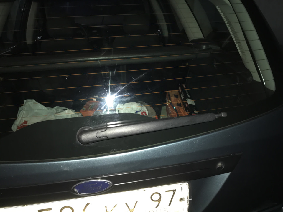 Поводок заднего дворника Wagon — Ford Focus I Wagon, 1,6 л, 2003 года ...