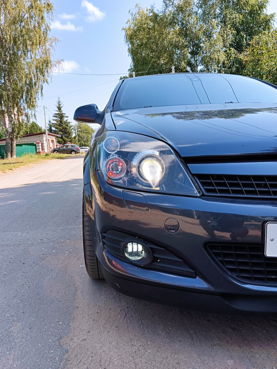 Замена противотуманных фар на led Птф от Salman — Opel Astra H GTC, 1,6 л,  2010 года | электроника | DRIVE2