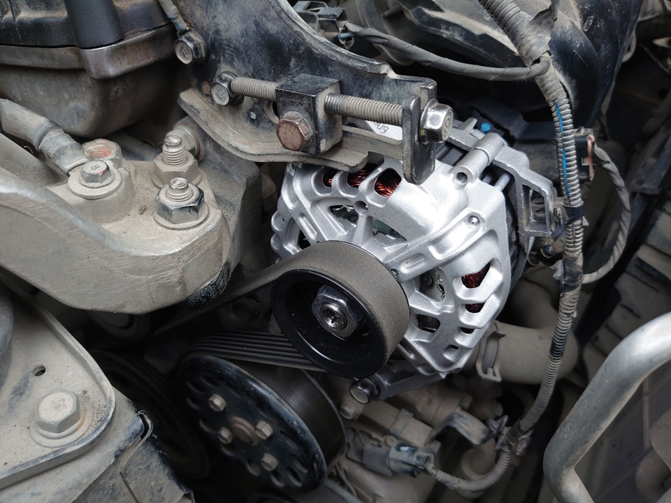 на месте ) — KIA Ceed SW (1G)