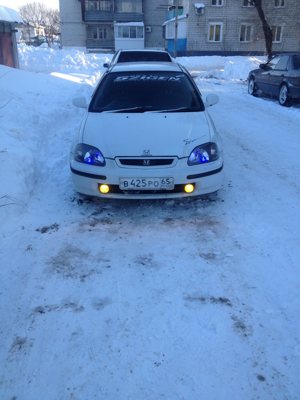 Как поменять лампочки в туманках или занятие на несколько дней — Honda ...