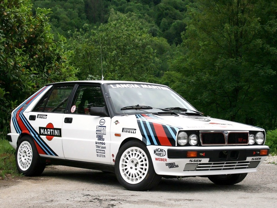 Lancia delta фото