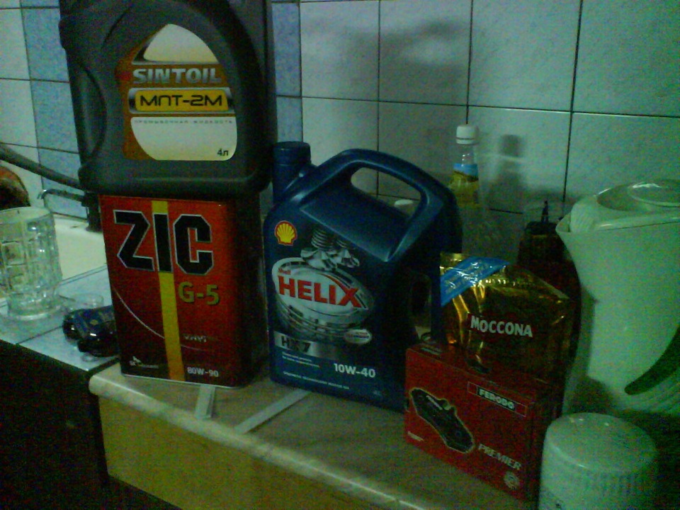 Вот такое масло я лью в своё авто — Lada 2107, 1,5 л, 1998 года ...