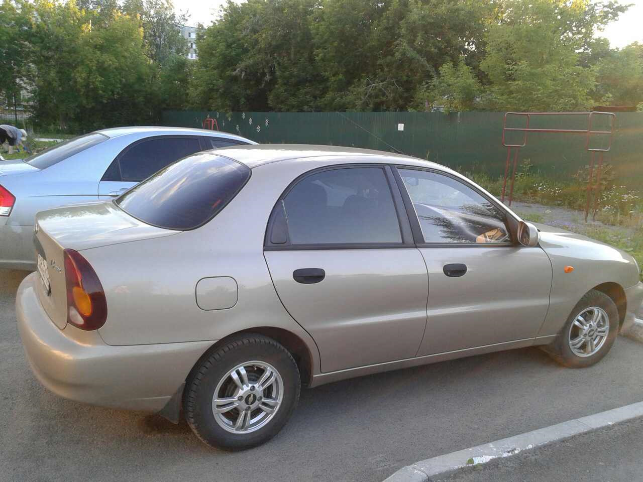 5. Заз chance 1 2009-2014 седан в тонировке. Машина заз шанс белый. Заз шанс форум. 3.