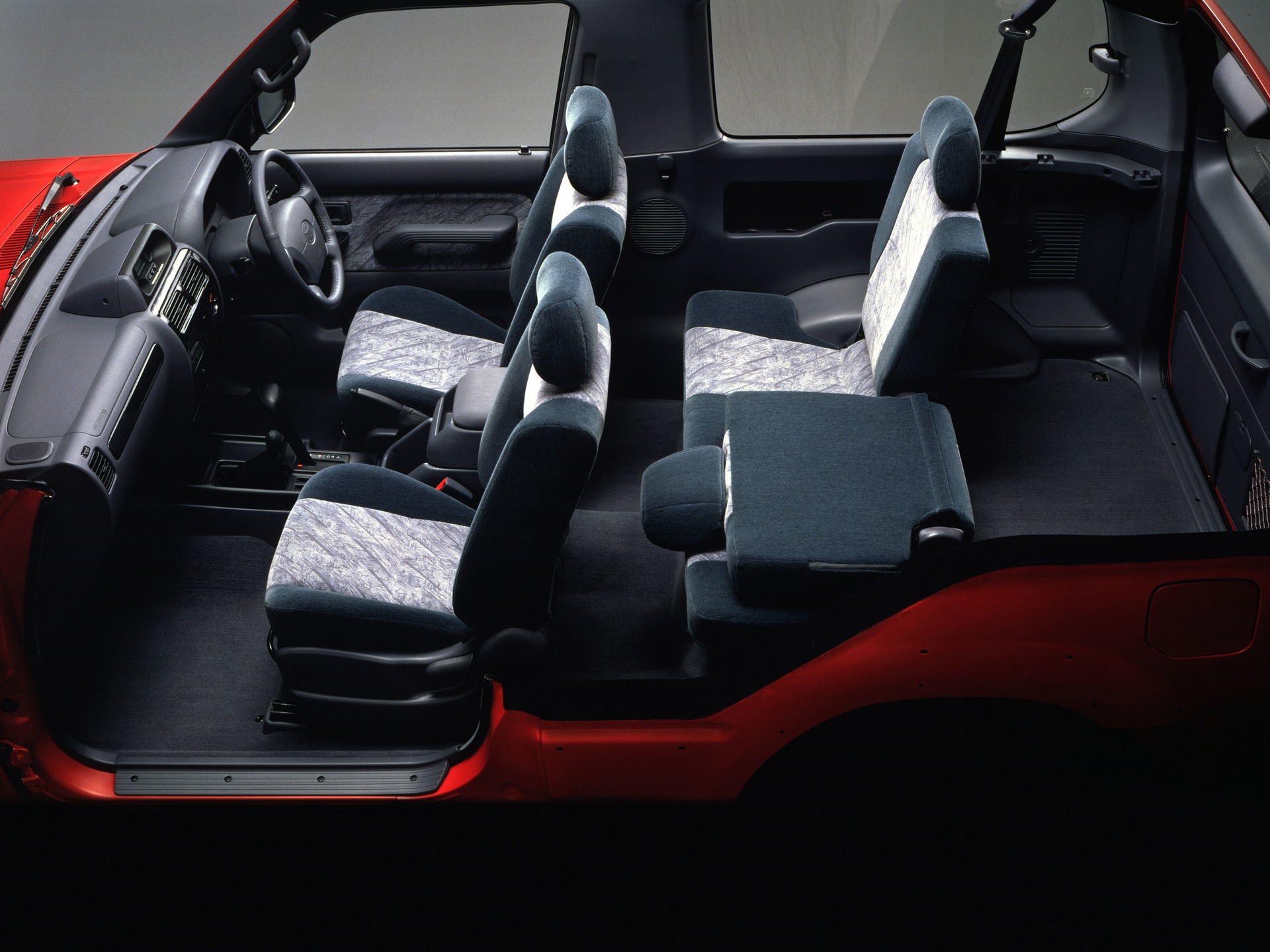 Компоновка салона 90-series — Toyota Land Cruiser Prado 90-series, 2,7 ...