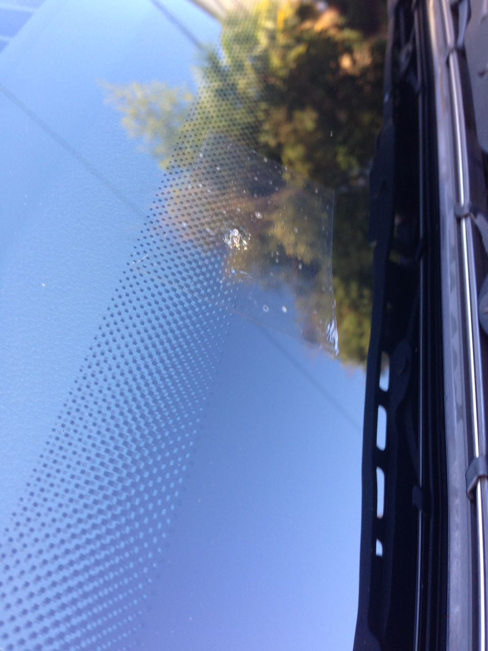 Ремонт лобового стекла — Volkswagen Polo Sedan, 1,6 л, 2012 года ...