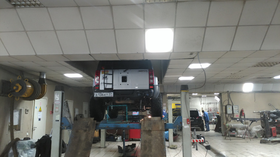 Фото в бортжурнале Hummer H3