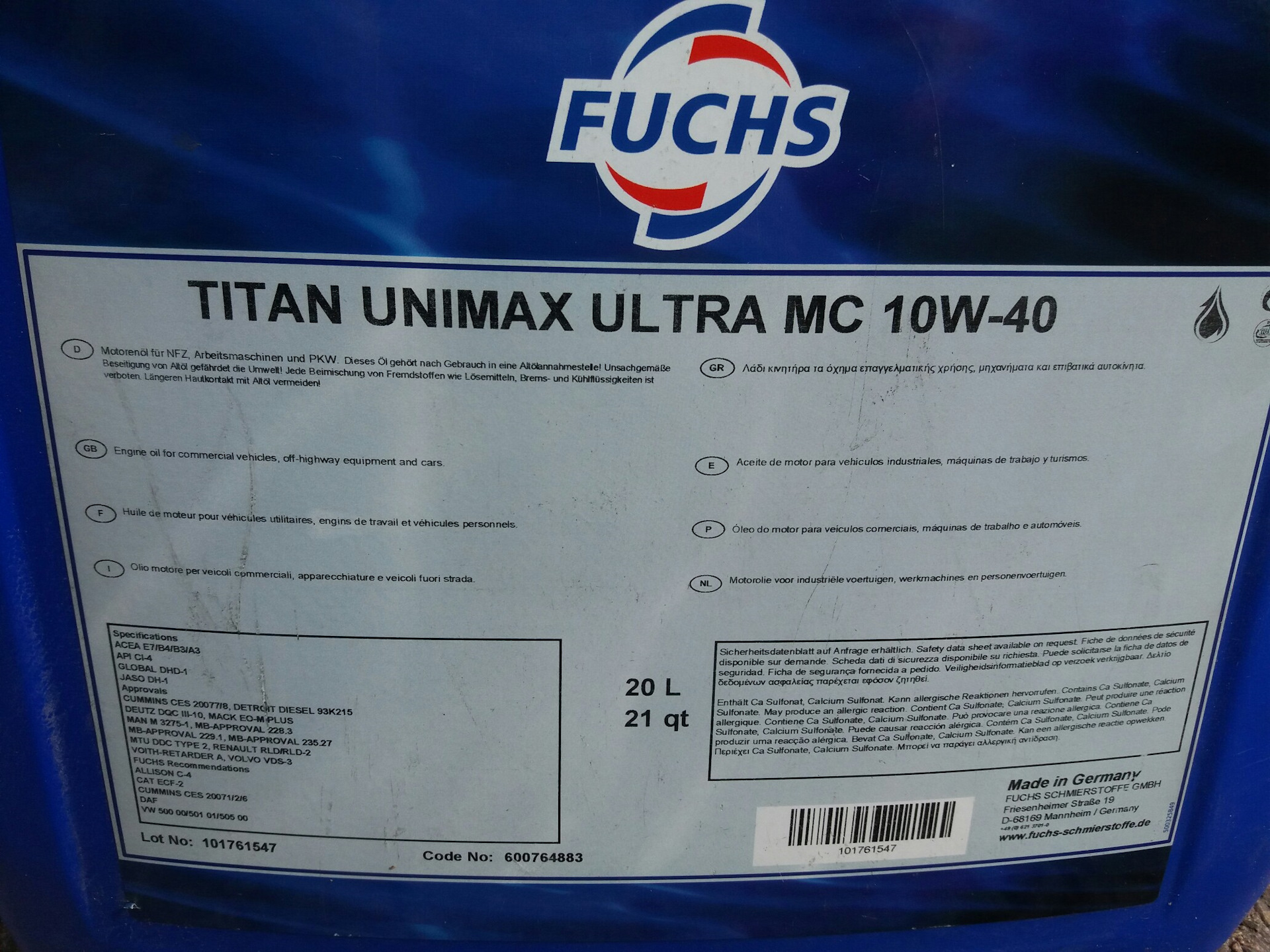 Масло титан 10w 40. Fuchs Titan Unimax Ultra MC 10w40. Titan Unimax Plus MC 10w-40. Масло моторное Fuchs Titan Universal ci 10w-40 MC 205 Л.