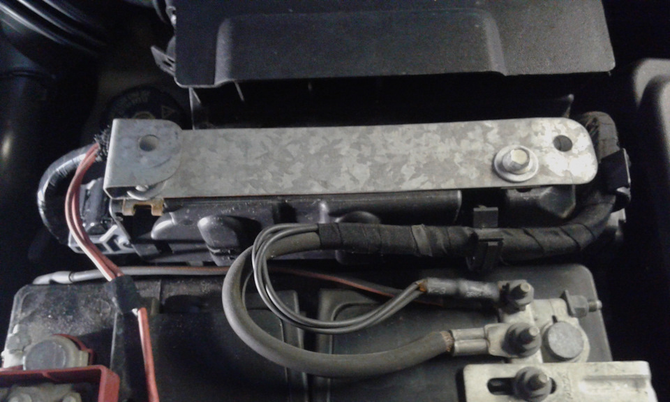 переходная планка для крышки аккума — Renault Megane II