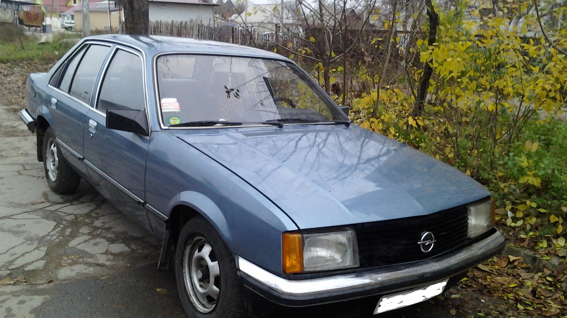 Opel Rekord 1982