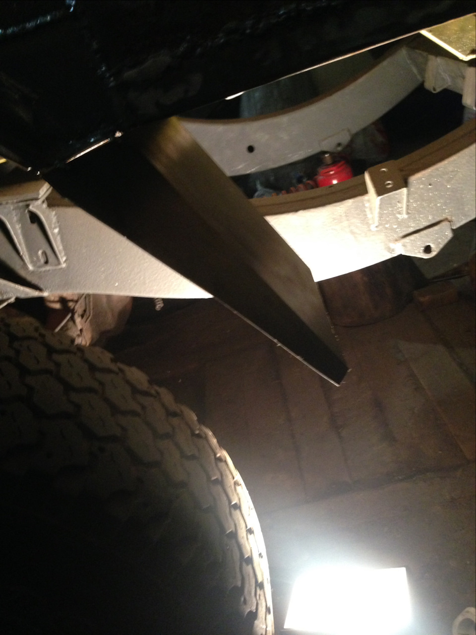 Кузов. Брызговик. — Land Rover Discovery I, 3,5 л, 1991 года | своими ...