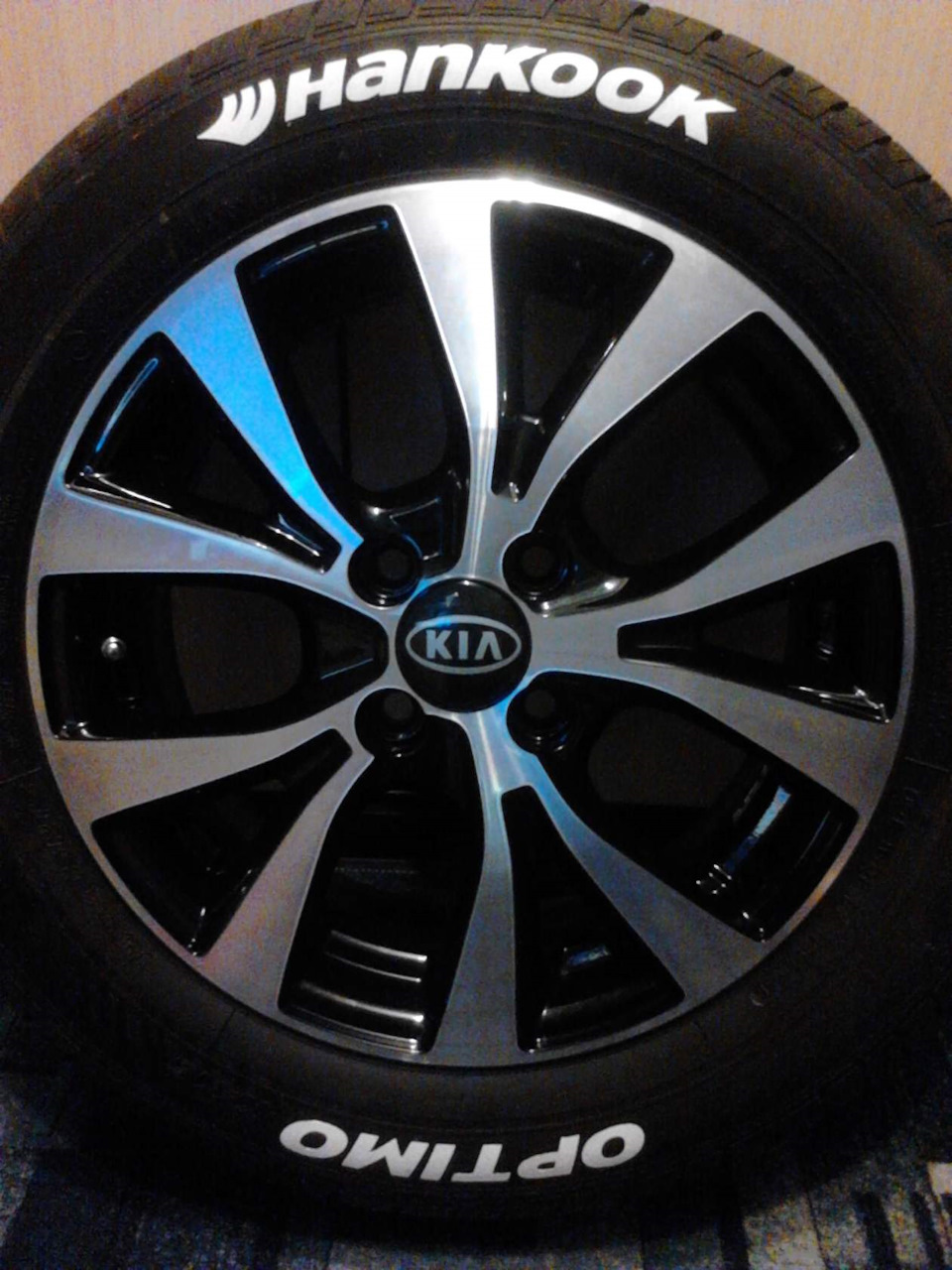 А ещё буквы на резине покрасил. — KIA Rio (3G), 1,6 л, 2016 года | шины ...
