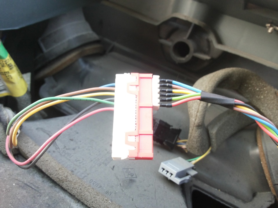 Штатная магнитола рено логан 1. Разъём магнитол рено логан 1. Магнитола от арканы в меган 2. Подключение автомагнитолы рено. Схема.