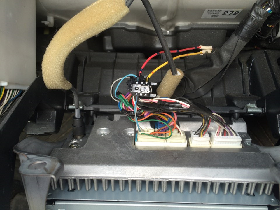 Магнитола 1DIN ( SONY CDX-GT747UI ) — Toyota Prius (20), 1,5 л, 2008 ...