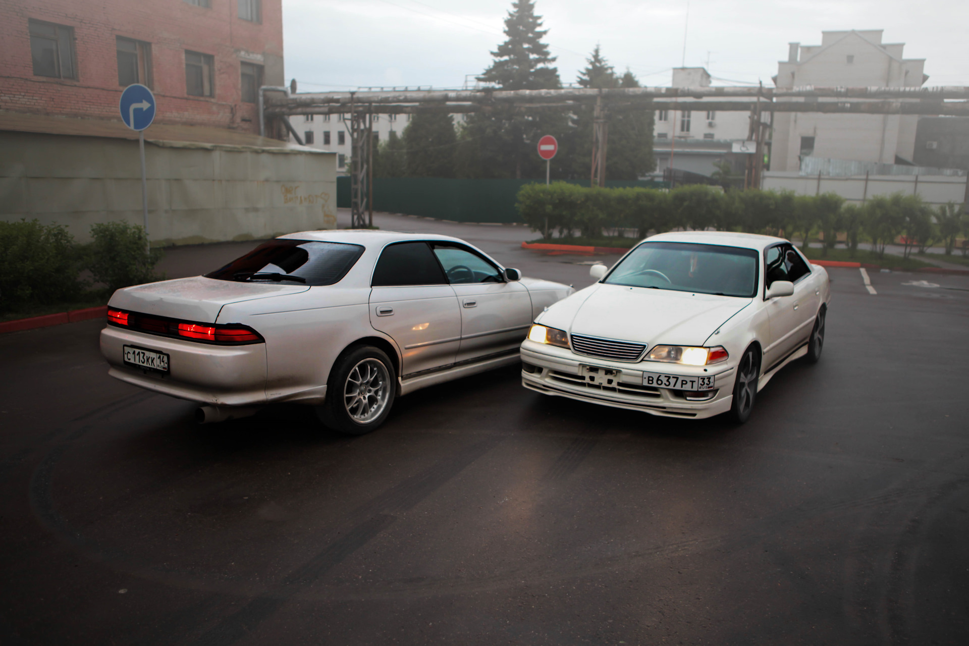 JZX100 vs JZX90 — Toyota Mark II (100), 2,5 л, 1998 года фотография