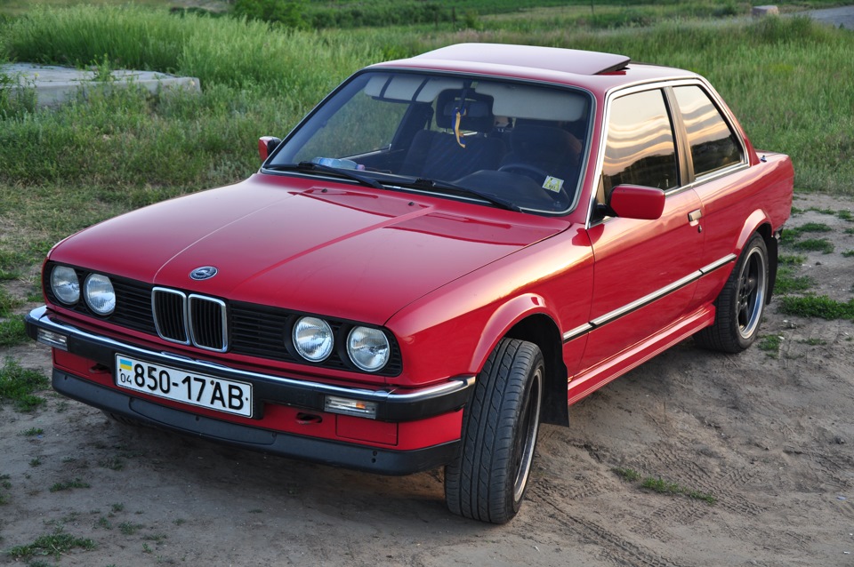 Фото 86 года. BMW 318 1986. БМВ е30 купе 1986. BMW 3 1986. БМВ 316 купе 1986.