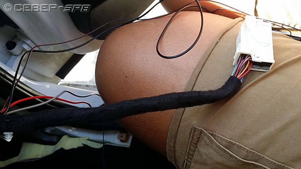 мотаем косу штатной тряпочной изолентой — BMW 1 series (F21)