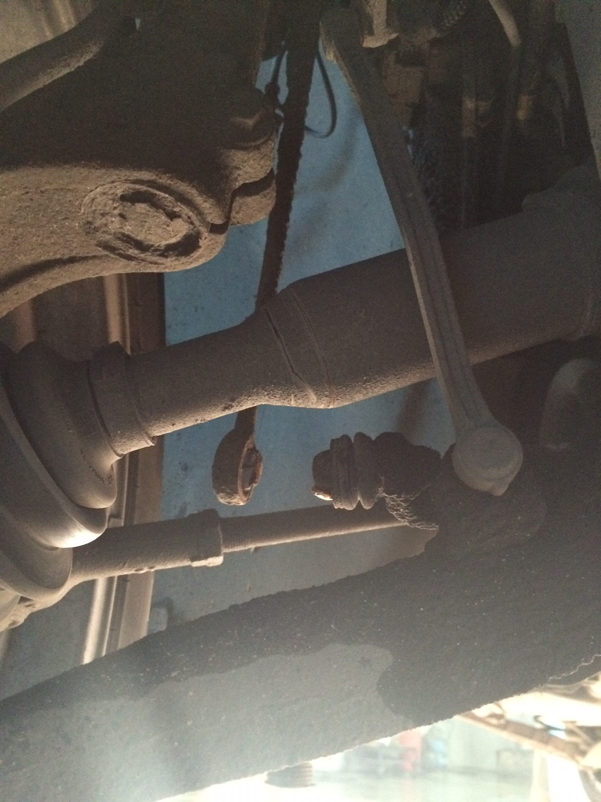 пассат б5 стакан на стойке. вырвало стойку. вырвало стойку. шевроле ланос 2009 год стабилизаторы передние. вырвало крепление стойки.