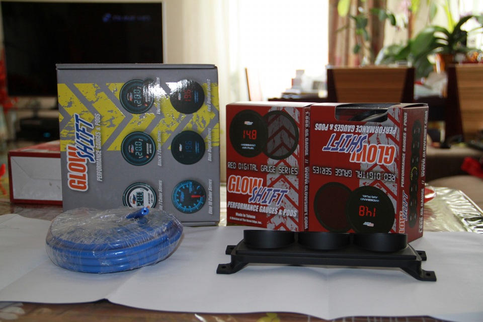 Boost/AFR/Temp Gauge — BMW 3 series Coupe (E92), 3 л, 2007 года