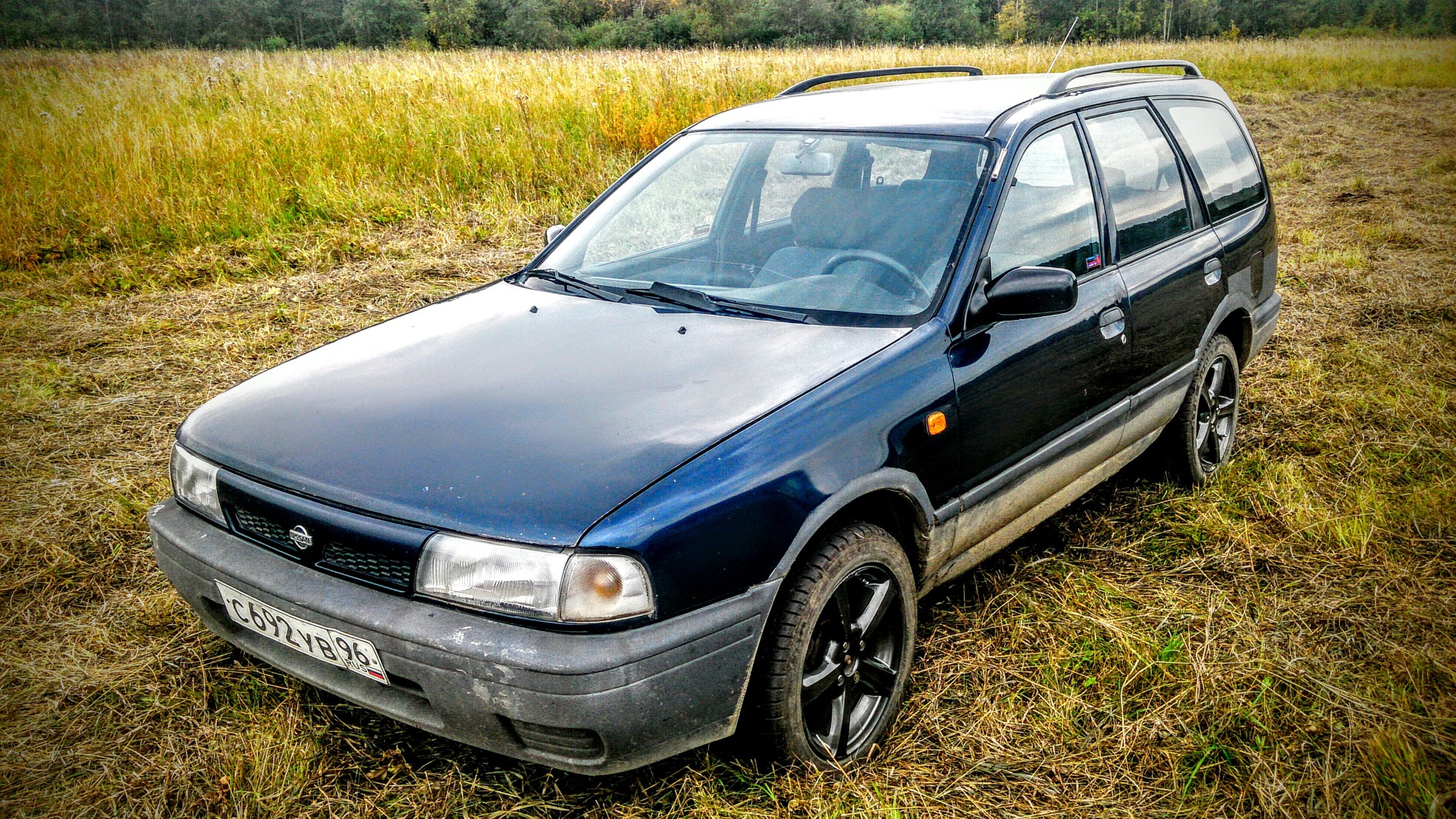 Санни дизель. Nissan Sunny y10. Nissan Sunny универсал 1992. Ниссан Санни 1992 универсал. Nissan Sunny California y10.