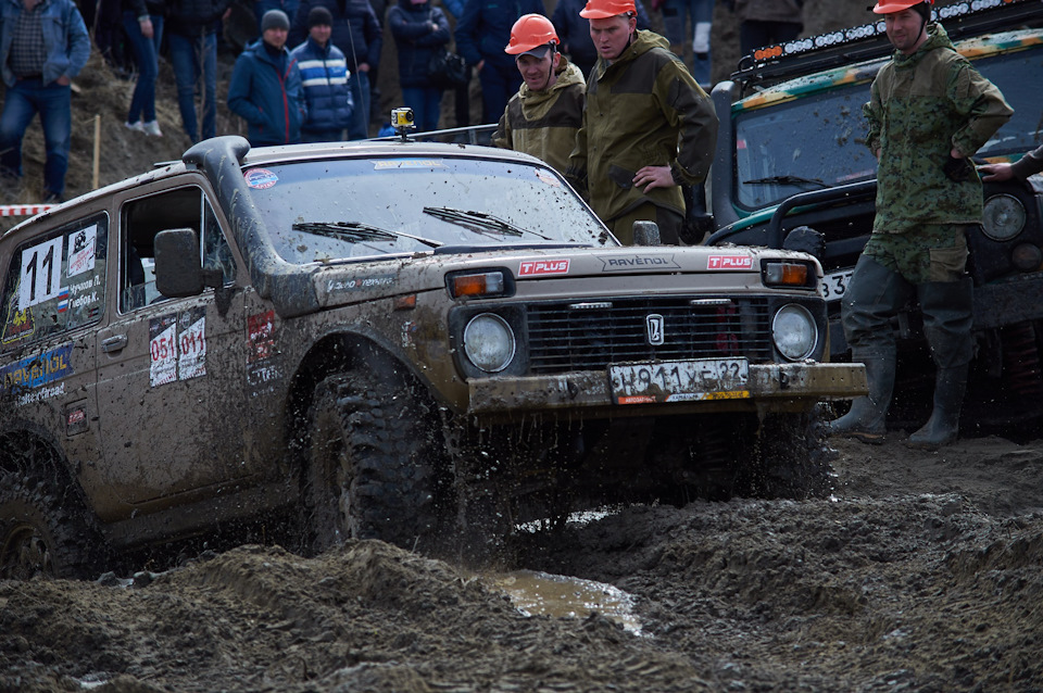 едем — Lada 4x4 3D