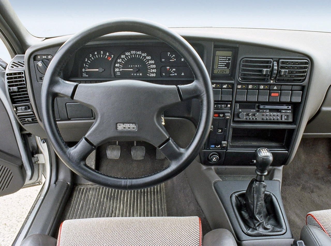 Омега б 3.0. Opel Omega b 1994 Interior. Opel Omega a 1986 Salon. Opel Omega 1990 Interior. Опель Омега 1986.