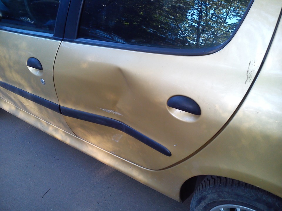 Дело было летом! — Peugeot 206, 1,4 л, 2004 года | ДТП | DRIVE2