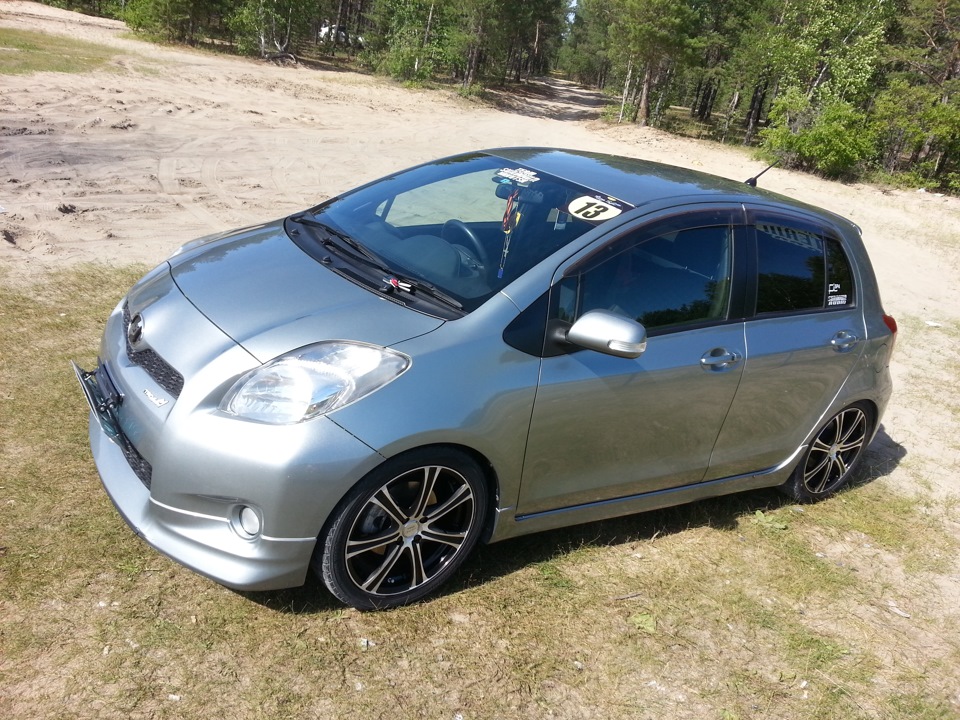 Toyota Vitz 2 RS