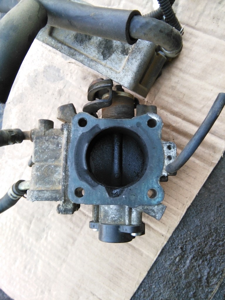 До — Mitsubishi Carisma