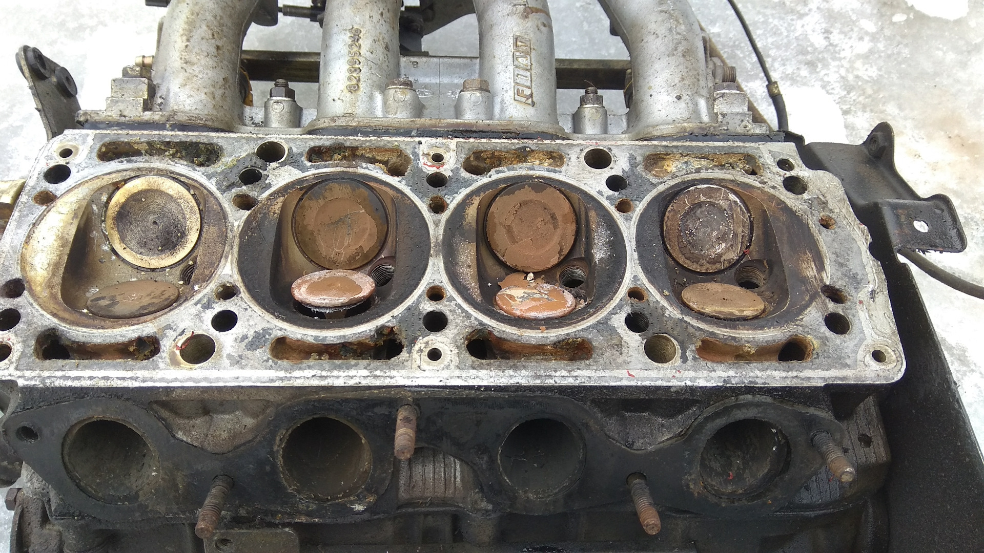 головка блока цилиндров ховер 2. 2крышки гбц алюминий. 8. головка цилиндра двигателя зил-130. гбц fiat 124.